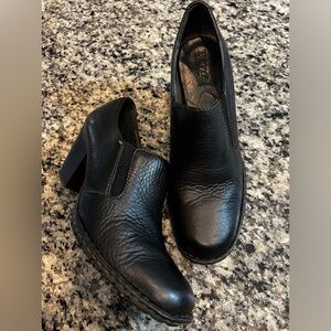 Born Gertrude Black Leather Ankle Bootie Heels Women 10 US /UE42